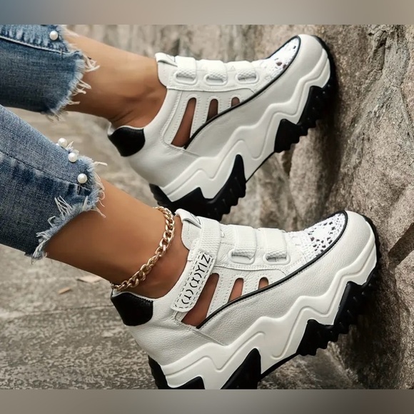 Halo & Harley Shoes - Women's White and Black Chunky Sneakers